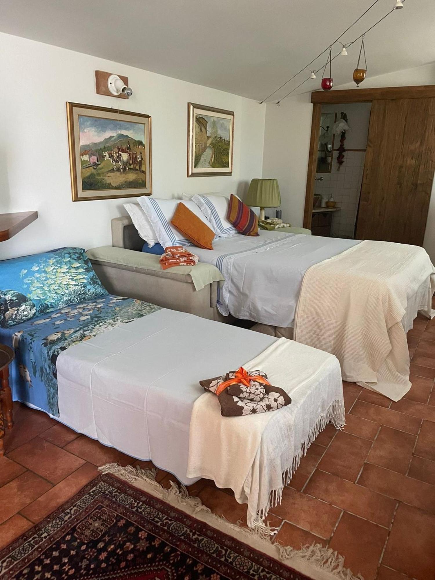 Вилла La Casina Di Simo Montenero  Экстерьер фото